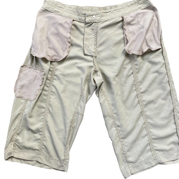 Columbia Psych to Hike Women Shorts - Lightweight Omni-Shade- Size 12 - Picture 8 of 11